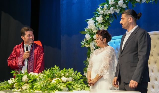 "BAŞKAN KAYA, NİKAH MEMURU FATMA ÖZDEMİR’İN NİKAHINI KIYDI"