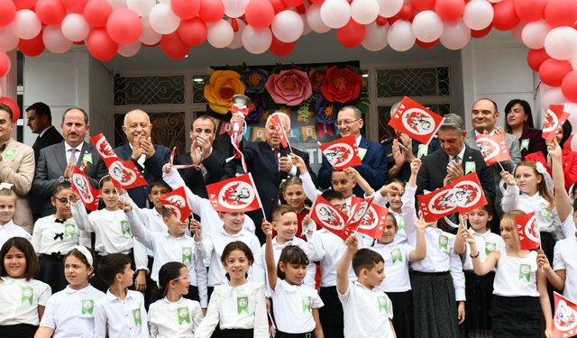 TRABZON’DA İLK DERS ZİLİ ÇALDI