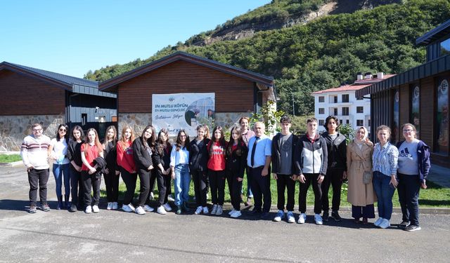 "EN MUTLU KÖY ÖĞRENCİLERE ÜRETİM SEVGİSİ AŞILIYOR"