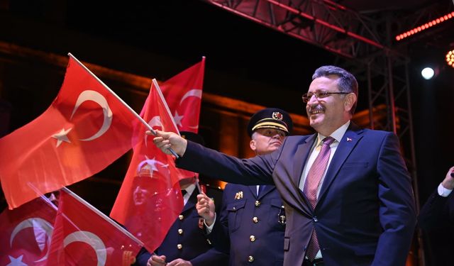 "TRABZON’DA CUMHURİYET COŞKUSU"