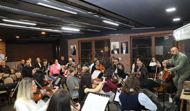 "BAŞKAN EKİM ŞEHİR ORKESTRASI PROVASINA KONUK OLDU"