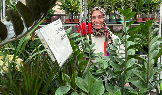 "AKÇAABAT'TA ÖĞRETMENLER GÜNÜ'NE ÇİÇEKLİ HAZIRLIK"