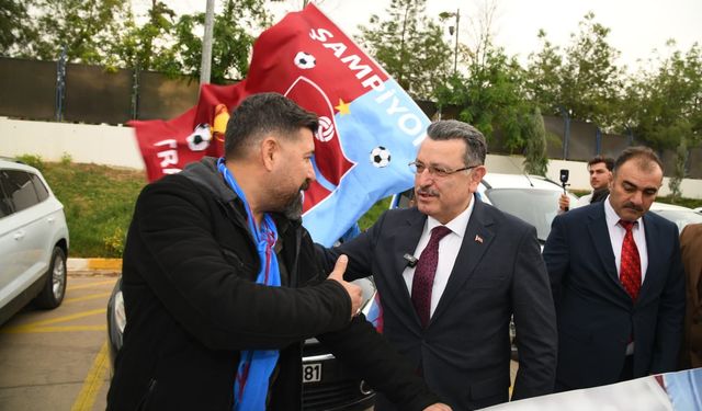 "BAŞKAN GENÇ MARDİN'DEKİ ANLAMLI AÇILIŞA KATILDI"