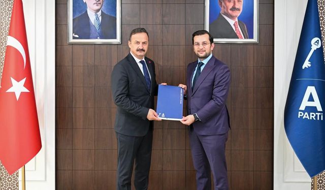 "YAKUP KARADENİZ ANAHTAR PARTİ GENEL BAŞKAN DANIŞMANI OLDU"