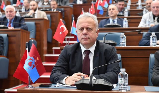 "ZORLU TANKERLERLE SU TAŞINMASINI ÖVMEK EKSİKLİKLERİ ORTAYA KOYMAKTIR”