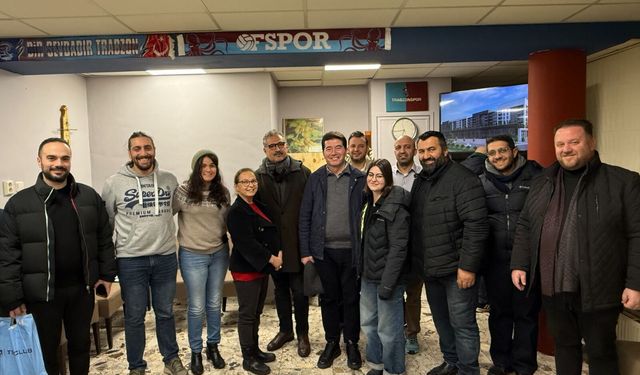 "BAŞKAN KAYA, ÇAĞLAYAN KENTSEL DÖNÜŞÜM PROJESİ’Nİ GURBETÇİ VATANDAŞLARA ANLATTI"