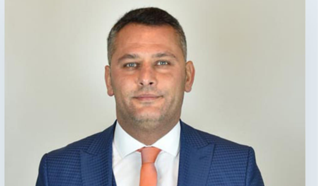 "PİYASA İLE DEVLET RAKAMSAL OLARAK KOPTU"