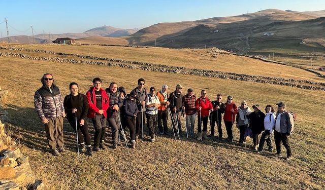 "HOCA MEZARI YAYLASI DOĞASEVERLERİ BÜYÜLEDİ"