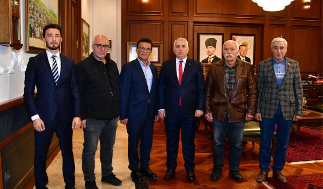 "VALİ YILDIRIM, GALYAN ÇATALTEPE ŞEHİTLİĞİ DERNEĞİ YÖNETİMİNİ KABUL ETTİ"