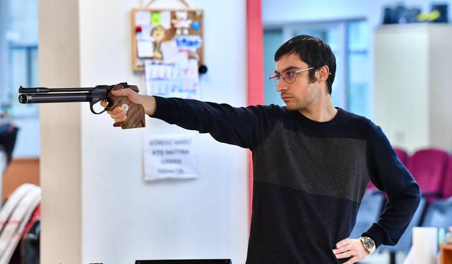 "ORTAHİSAR BELEDİYESİ SPORCUSU BUĞRA SELİMZADE, AVRUPA ŞAMPİYONLUĞU İÇİN GÜN SAYIYOR"