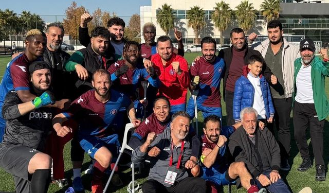 "BÜYÜKŞEHİR AMPUTE ZİRVE YÜRÜYÜŞÜNÜ SÜRDÜRÜYOR"