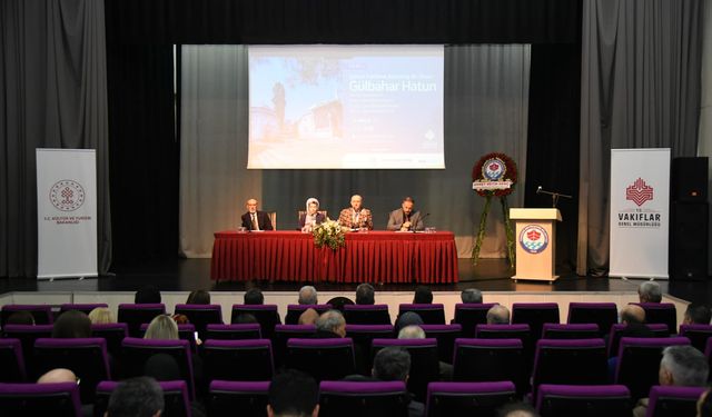 "BAŞKAN GENÇ TRABZON ÇOK GÜÇLÜ TARİHSEL HAFIZAYA SAHİPTİR”