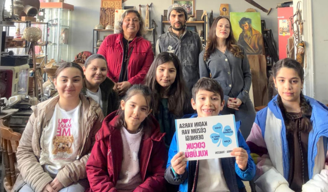 "ÇOCUKLAR MARANGOZ ATÖLYESİNDE AHŞAPLA TANIŞTI"