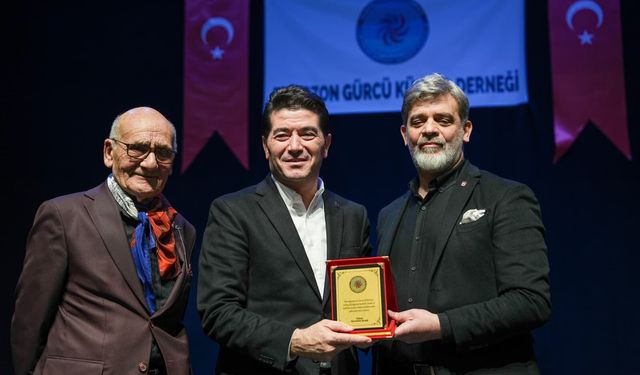 "BAŞKAN KAYA, TRABZON GÜRCÜ KÜLTÜR DERNEĞİ’NİN AÇILIŞINA KATILDI"