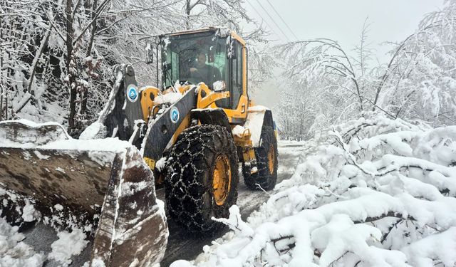 "ORTAHİSAR’DA KAR MESAİSİ SÜRÜYOR"