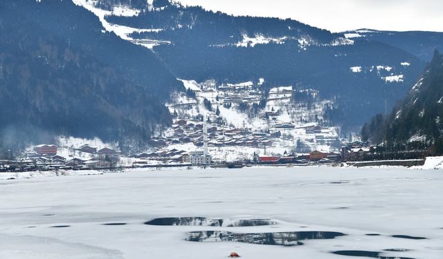 "VALİ TAHİR ŞAHİN UZUNGÖL KIŞ FESTİVALİNE KATILDI"