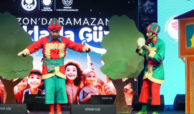 "RAMAZAN SOKAĞI’NDA EĞLENCE SÜRÜYOR"