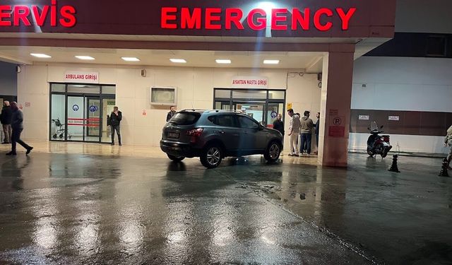 "REFAKATÇİ KOLTUKLARININ KIRIK OLUŞU HASTA YAKINLARINI İSYAN ETTİRİYOR"