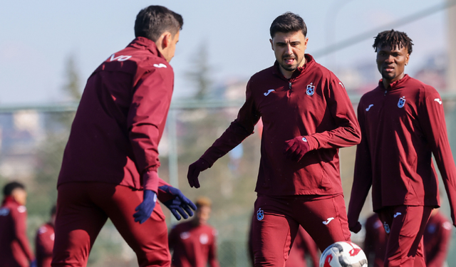 "TRABZONSPOR, ÇAYKUR RİZESPOR MAÇI HAZIRLIKLARINI SÜRDÜRÜYOR"