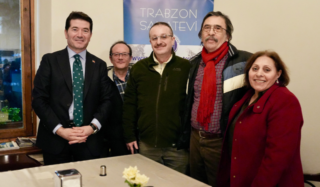 "BAŞKAN KAYA, TRABZON SANATEVİ’NİN İFTARINA KATILARAK YENİ YÖNETİMİ TEBRİK ETTİ"