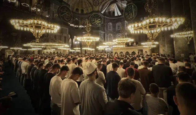 "BİN AYDAN HAYIRLI GECE: KADİR GECESİ BUGÜN İDRAK EDİLECEK"