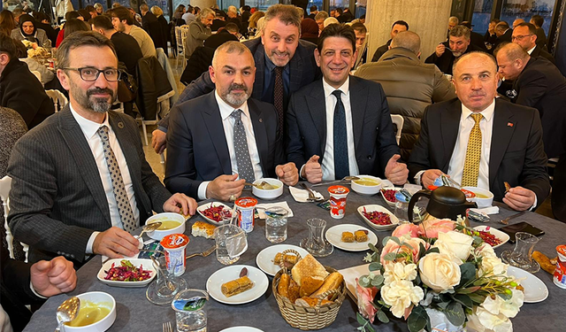 "ARSİNLİLER İSTANBUL’DA İFTAR SOFRASINDA BULUŞTU"