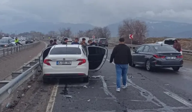 "EL FRENİ FACİASI ARACINI DURDURMAK İSTERKEN HAYATINI KAYBETTİ"