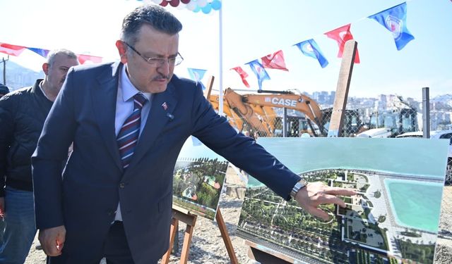 "BAŞKAN GENÇ UZUNKUM YAŞAM ALANI PROJESİ’NDE SAHA ÇALIŞMALARINI BAŞLATTI"