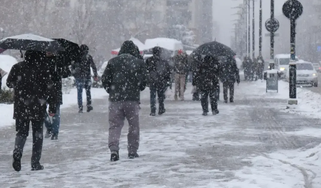 "METEOROLOJİ’DEN 6 İL İÇİN SARI KODLU KAR UYARISI"