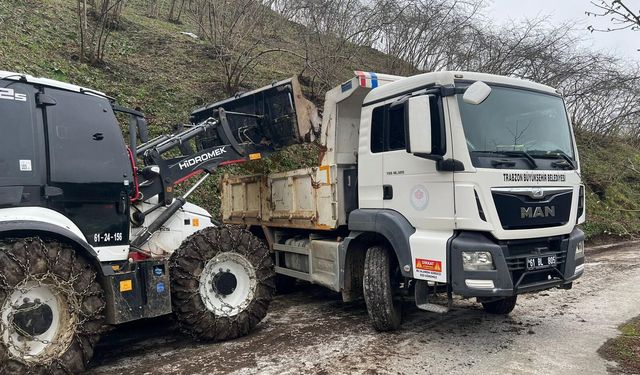 "BÜYÜKŞEHİR 18 İLÇEDE ULAŞIMI GÜÇLENDİRİYOR"