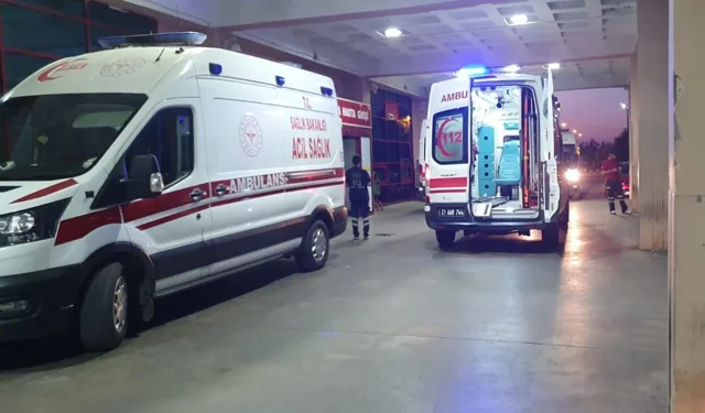 "ÇANAKKALE’DE YURTTA KALAN 73 ÖĞRENCİ HASTANELİK OLDU"