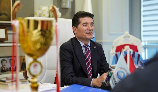 "TÜRKİYE ŞAMPİYONU GENÇLER, BAŞKAN KAYA’YI ZİYARET ETTİ"