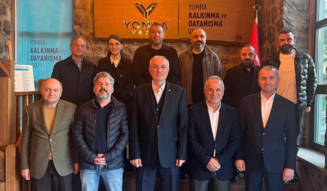 "SELÇUK İSKENDER BAŞKANLIĞINDA YOMRA VAKFI GÖREV DAĞILIMINI YAPTI"
