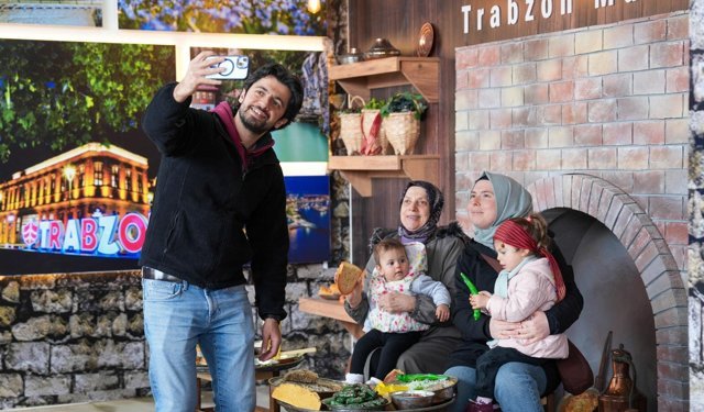 "BÜYÜKŞEHİR STANDI ZİYARETÇİ AKININA UĞRADI"