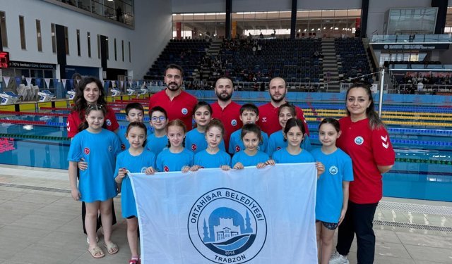 ORTAHİSAR BELEDİYESPOR’UN MİNİK YÜZÜCÜLERİ, 28 MADALYA KAZANDI