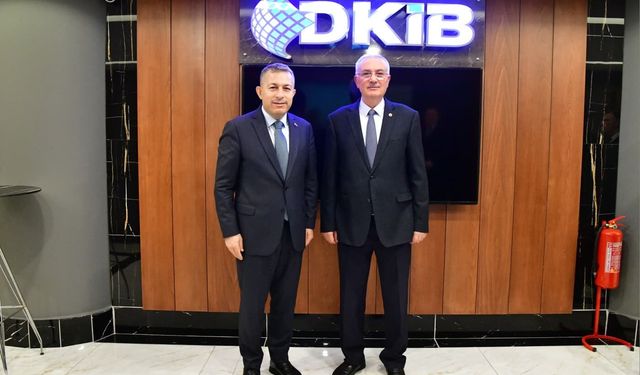 "VALİ TAHİR ŞAHİN’DEN DKİB BAŞKANI SELÇUK İSKENDER’E TEBRİK ZİYARETİ"