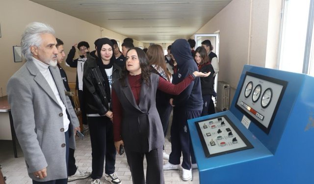 "BÜYÜKŞEHİR’DEN ÖĞRENCİLERE YERİNDE SU ARITMA EĞİTİMİ"
