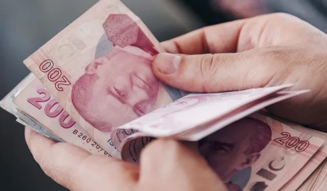 "BAKAN IŞIKHAN AÇIKLADI: KURBAN BAYRAMI İKRAMİYESİ BELLİ OLDU"