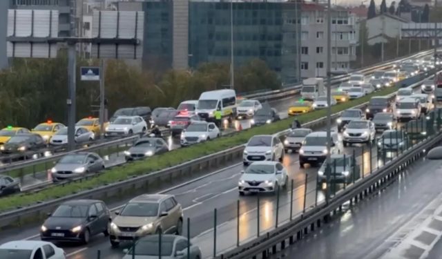 "3 AYDA 168 BİN TRAFİK KAZASI MEYDANA GELDİ"