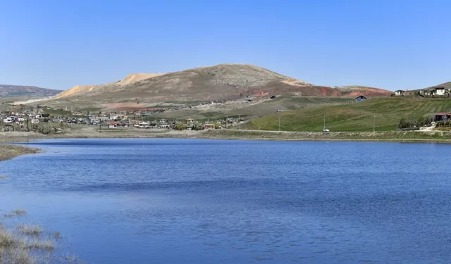 “KURUMA RİSKİ ALTINDAKİ ‘KIZILCA GÖLETİ’ YENİDEN SUYA KAVUŞTU”