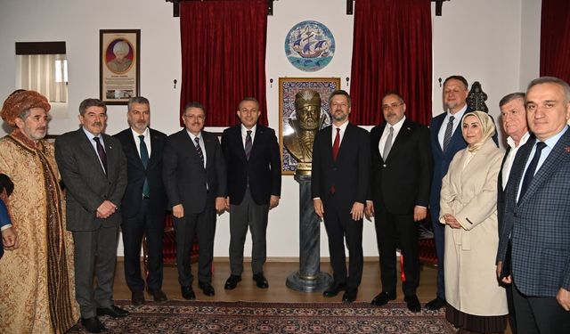 "BAŞKAN GENÇ: BÜYÜK MİRASIN SAHİBİYİZ"