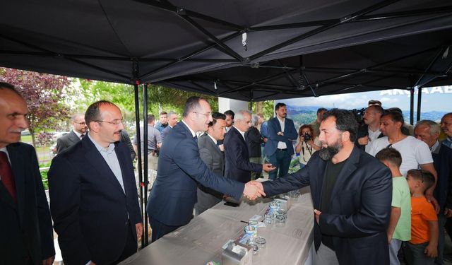 AKÇAABAT’TA BAYRAMLAŞMA PROGRAMI BİRLİK VE BERABERLİK İÇERİSİNDE GERÇEKLEŞTİRİLDİ