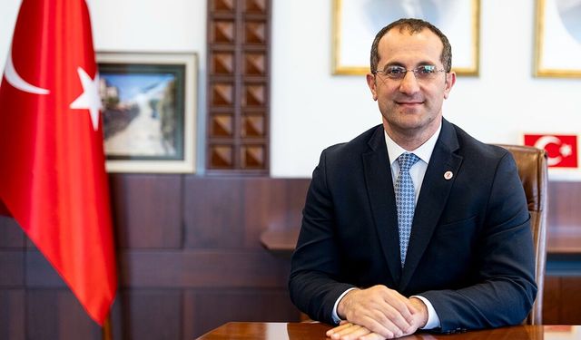 "AKÇAABAT BELEDİYE BAŞKANI OSMAN NURİ EKİM’İN 1 MAYIS EMEK VE DAYANIŞMA BAYRAMI MESAJI"