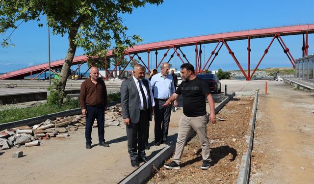 ARSİN SAHİL PARKI YENİLENİYOR
