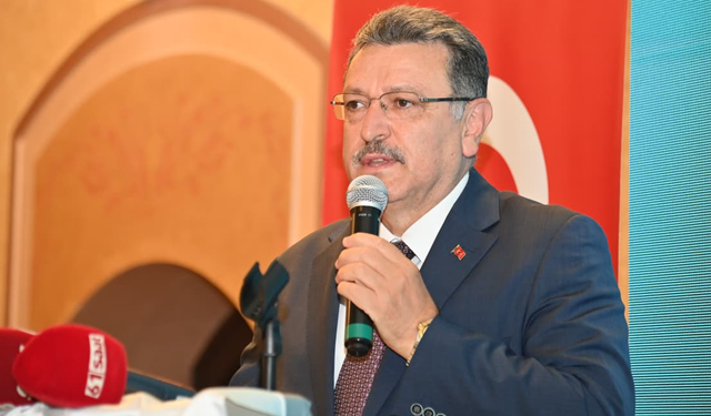 Genç: Dilimize Sahip Çıkmalıyız