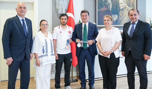 Kaya’dan Selimzade’ye Tebrik