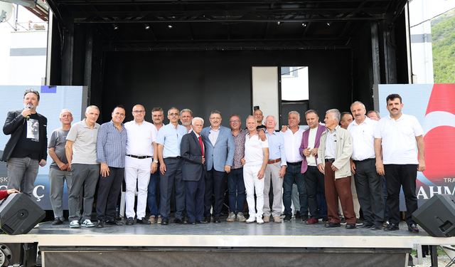Genç: Hizmet Etmek Borcumuz