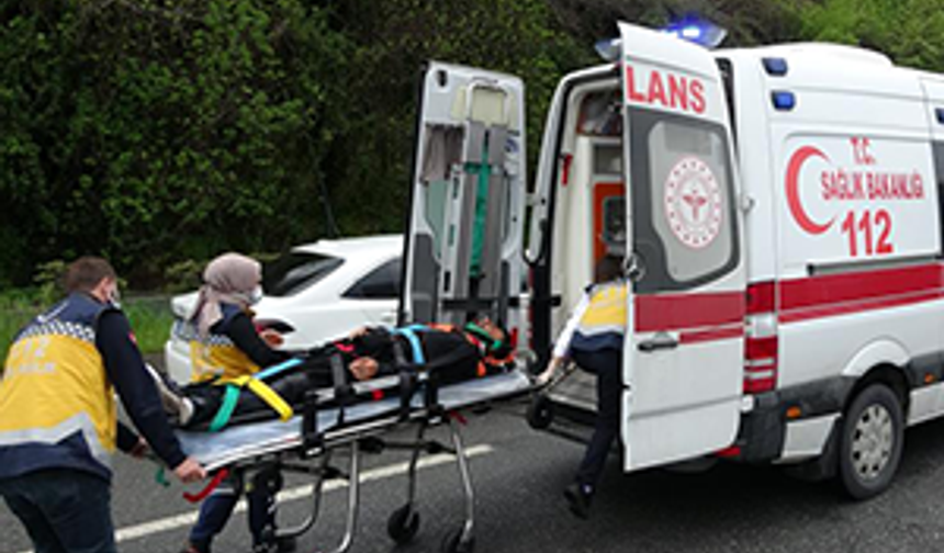 Akçaabat İlçesinde Trafik Kazası:2’si Çocuk 5 Yaralı