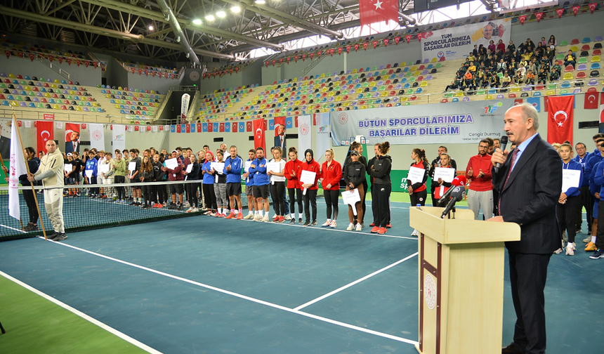 Trabzon Tenis Ligi Finallerine Ev Sahipliği Yapıyor