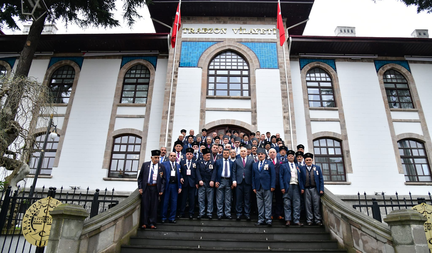 "VALİ AZİZ YILDIRIM, KIBRIS GAZİLERİ VE ŞEHİT AİLELERİNİ AĞIRLADI"